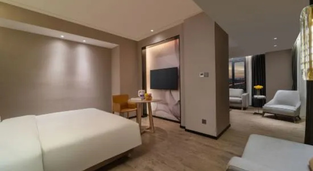 Люкс Deluxe Maison New Century Hotel Ningbo Jiangbei (Olympic Sports Center)