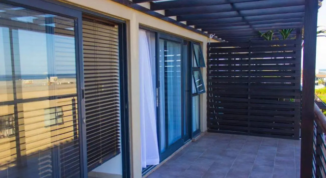 Апартаменты 31 Es Paradis La Mercy Beachfront Apartment