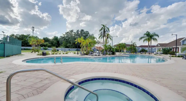 Коттедж Gateway to Theme Parks! Davenport Studio w/ Pool