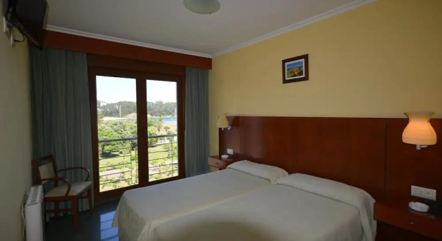 Hotel Maracaibo, Réserver Hôtel Outeiro 