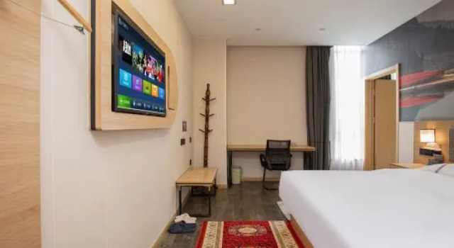 Люкс Business Shankee Hotel (Nanjing Luhe Chemical Park Subway Station)