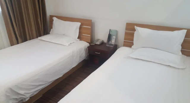 Dongchuan Hotel, Забронировать Отель Отели Пекина с парковкой, рядом с The Central Academy of Drama, Парковка