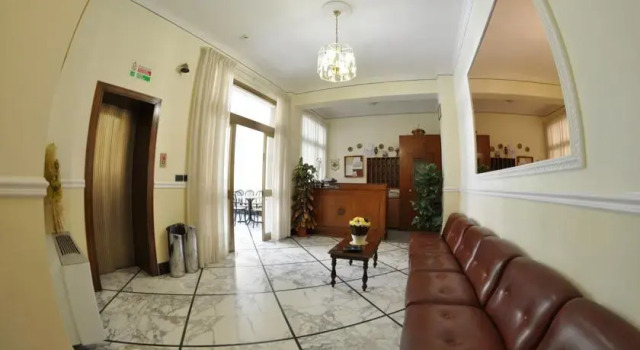 Hotel Esedra
