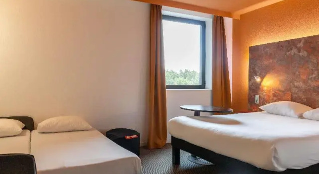 Двухместный семейный номер Standard ibis Styles Toulouse Cite Espace