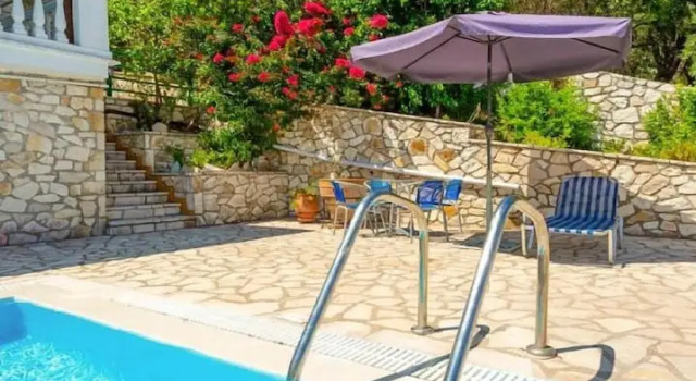 Вилла Villa Anastasia Large Private Pool Walk to Beach Sea Views A C Wifi Car Not Required - 2248