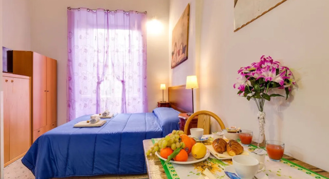 Confort B&b, Забронировать Отель «постель и завтрак» Отели Лацио с парковкой, Парковка