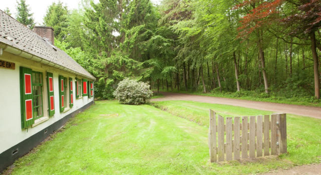 Serene Holiday Home in Baarn with Private Garden, Reserva ahora Hotel Baarn 