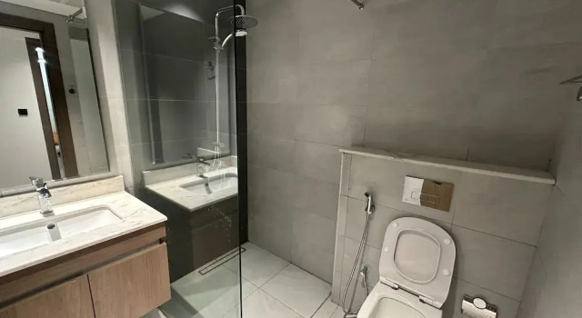 Luxury Hostel Bedspace in Downtown