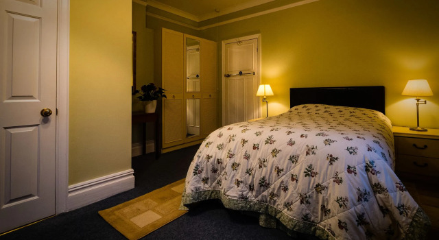 Sandfield House