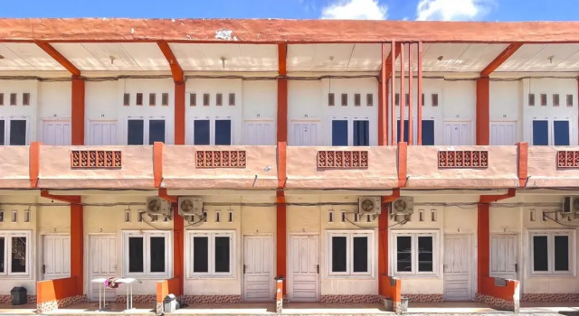 Amira House Kisaran RedPartner, Reservar Hotel Kisaran Sumatra