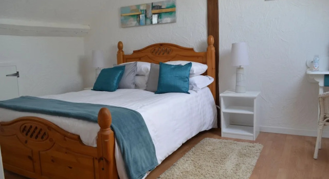 Hirondelle Farm, Prenota Agriturismo Guemene-Penfao 