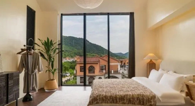 Люкс YaoWang-hot spring homestay