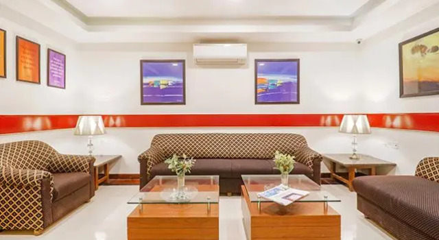 Fabhotel Sri Sai Ram Suites