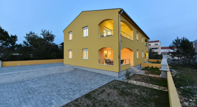 Apartments Ana Vrsi, Book Apartment Mulo Zadar County