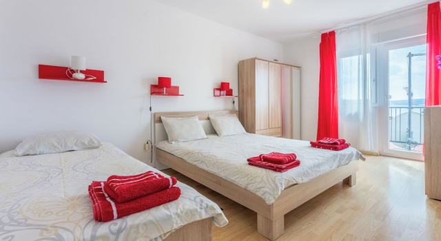 Apartment Astrid, Забронировать Апартаменты/квартира Цриквеница Приморско-Горанская жупания