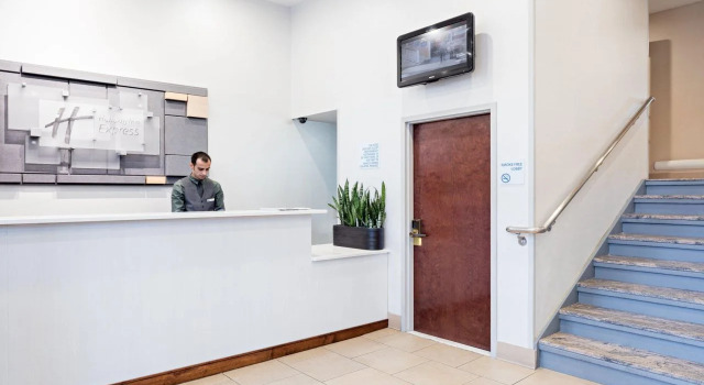 Holiday Inn Express Brooklyn