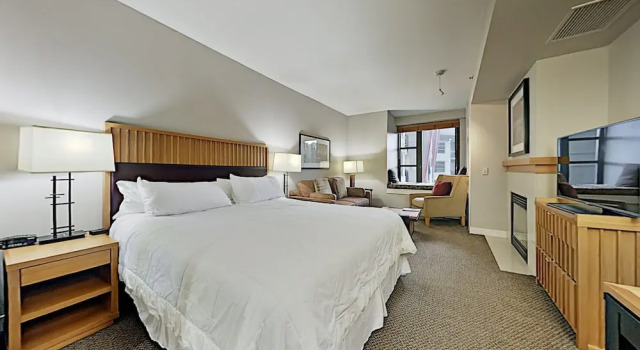 0617west 1 Bedroom Hotel Room