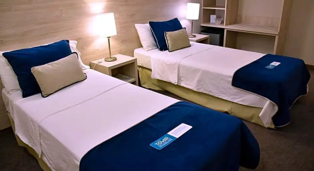 Номер Standard Hotel Tower Inn & Suites