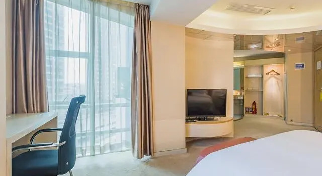 Люкс City Comfort Inn Guangzhou Hanxi Changlong Dashi Metro Station