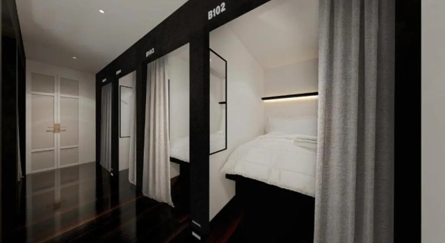 Кровать в общем номере Forgotten Hostel Silom