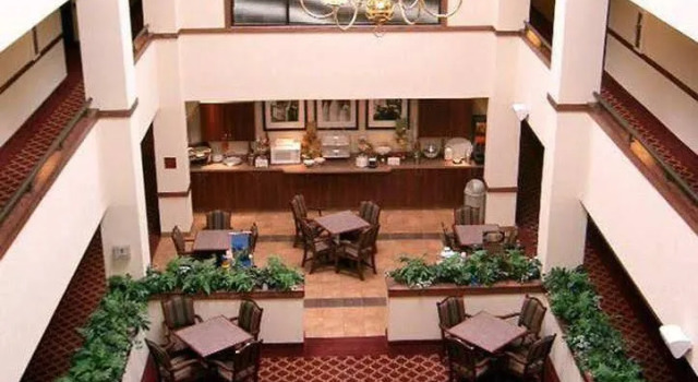 Homestead Inn East, Prenota Hotel Athens Tennessee