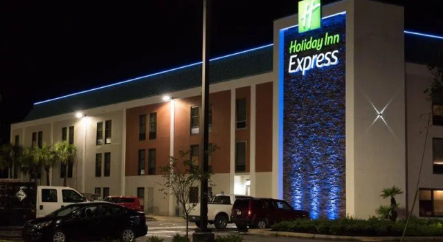 Кровать в общем номере Holiday Inn Express Pascagoula-Moss Point by IHG