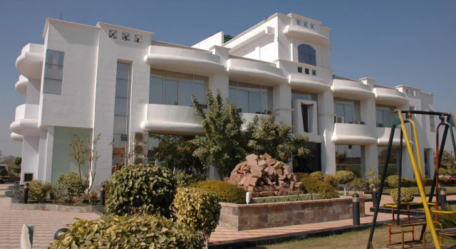 Hotel Vikramaditya, Забронировать Отель Отели штата Раджастхана с парковкой, Парковка