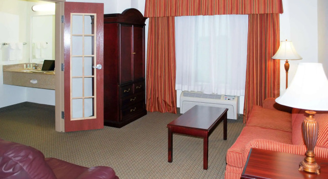 Quality Inn & Suites Sioux Falls, 予約 ホテル スーフォールズ サウスダコタ州