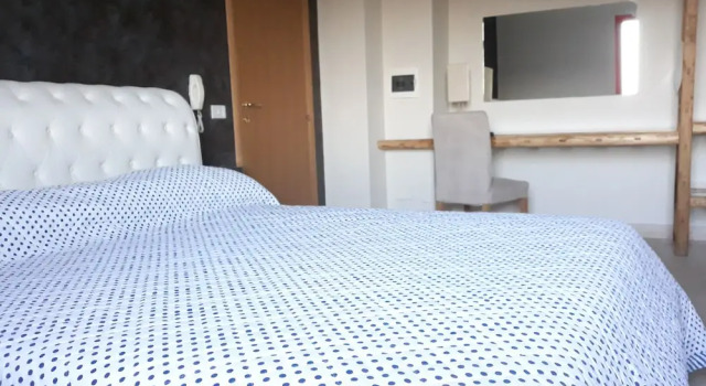Room in B&B - 1 Room B&b, Gallipoli, Italia, Buchen Sie Bed & Breakfast Gallipoli Salento