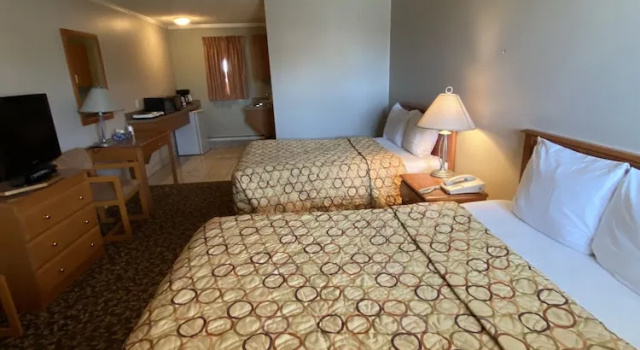 Четырёхместный номер Deluxe Aspen Motor Inn
