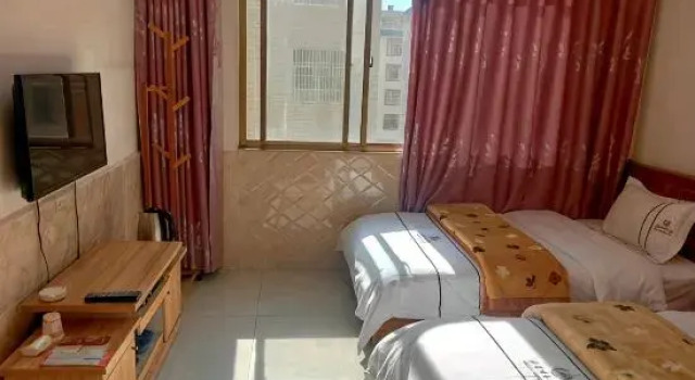 Номер Standard Qujing Rongfu Business Hotel