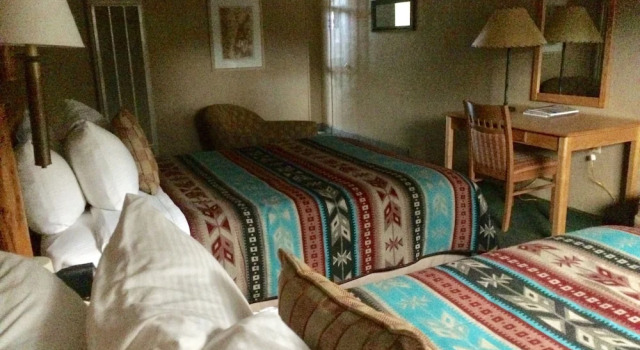 Sitzmark Chalet Inn, Rezerwuj Chalet Ruidoso Nowy Meksyk