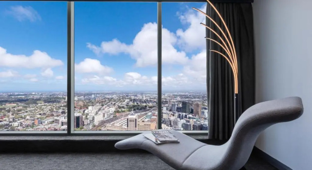 Люкс с 2 комнатами Meriton Suites World Tower, Sydney