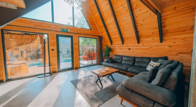 777 Sapanca Bungalov, Varaa Hotelli Hotellit Marmara-alue pysäköinnillä, Pysäköinti