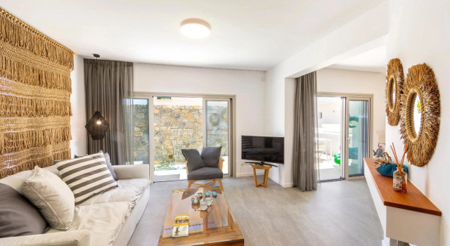 Protaras Rose By The Sea Villa