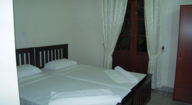 Hema's resort, Забронировать Курортный отель Канди 