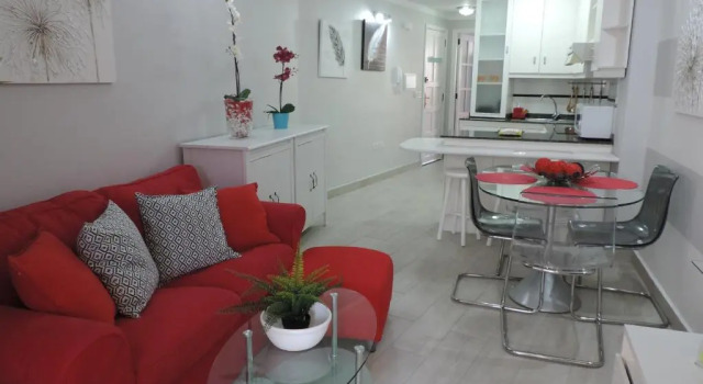 Piso Puerto Naos a 1 Minuto de la Playa, Забронировать Апартаменты/квартира Пуэрто-Наос Пальма