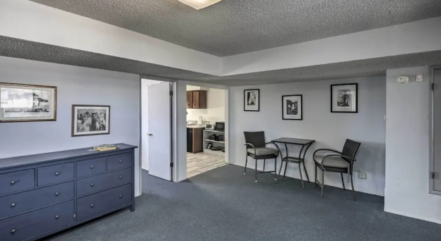 Kingman Apartment < 2 Miles to Route 66 Sign!, Забронировать Апартаменты/квартира Кингман штат Аризона