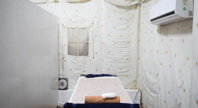 The Aravali Tent Resort, Забронировать Курортный отель Отели штата Раджастхана с парковкой, Парковка