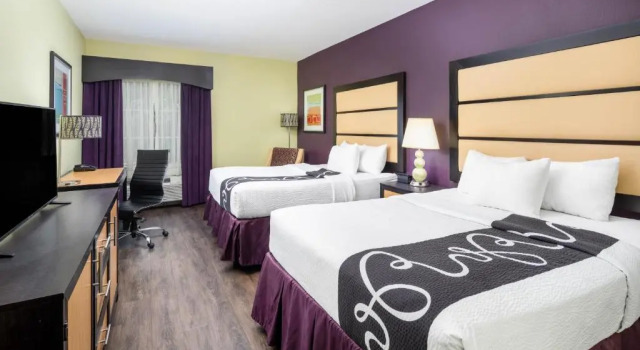 Четырёхместный номер Deluxe La Quinta by Wyndham Hinesville - Fort Stewart