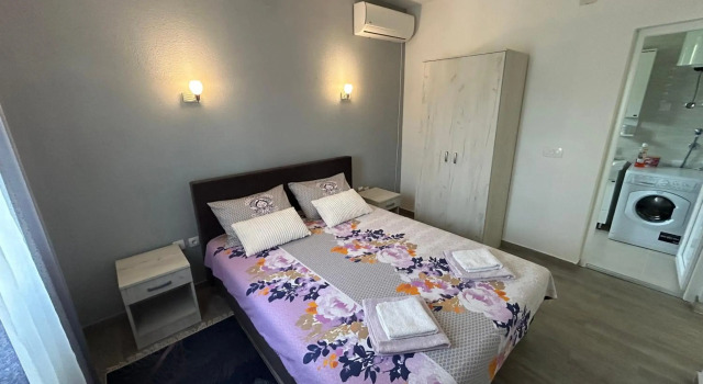 Green Field Apartments, Book Apartment Virpazar 