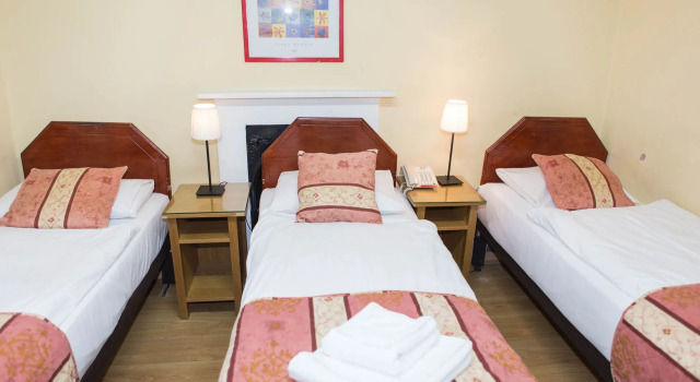 Трёхместный номер Shakespeare Hotel