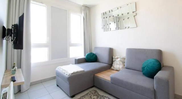 °Le métropole° Check in H24/wifi, Rezerwuj Apartament Hotele w Rhône z parkingiem, Parking