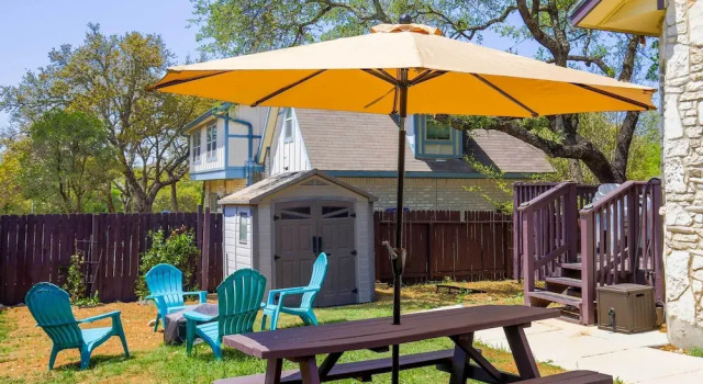 San Antonio Home w/ Pool & Hot Tub Near Seaworld!, Rezerwuj Dom wakacyjny San Antonio Bexar County