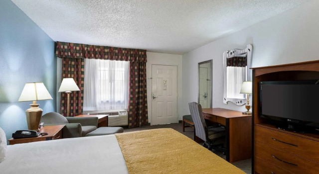 Номер Standard Quality Inn Clute Freeport