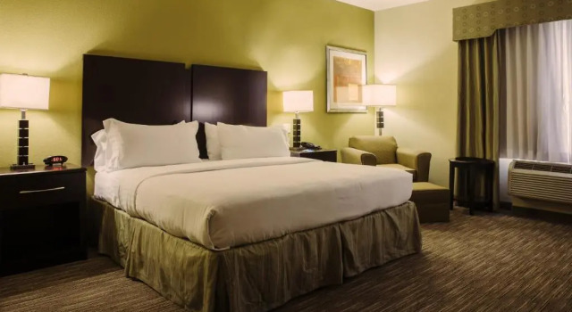 Номер Standard Holiday Inn Express Hotel & Suites Waller by IHG