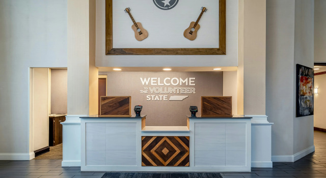Hampton Inn & Suites Nashville-Vanderbilt-Elliston Place, Boek Hotel Hotels in Tennessee met ontbijt, Ontbijt