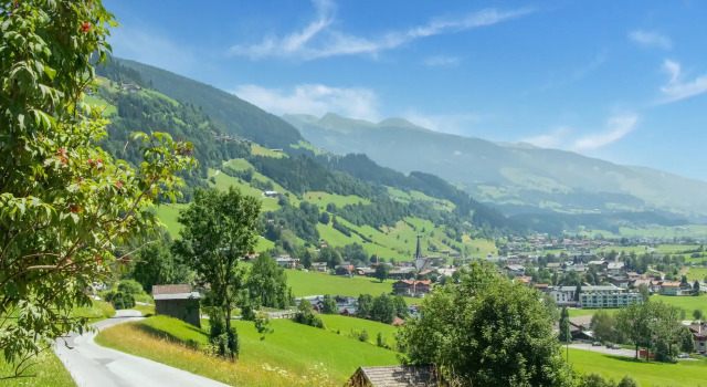 Welcoming apartment in Bramberg with balcony, Rezervovat Apartmán Bramberg am Wildkogel Wildkogel Arena