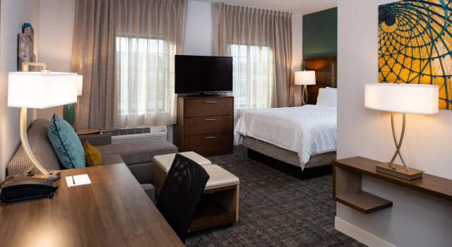 Двухместный люкс Staybridge Suites St George by IHG