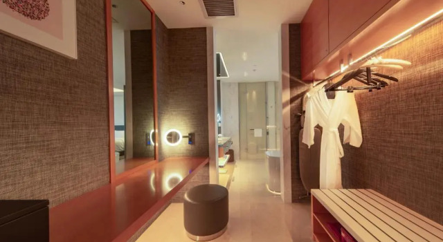 Полулюкс Sofitel Haikou